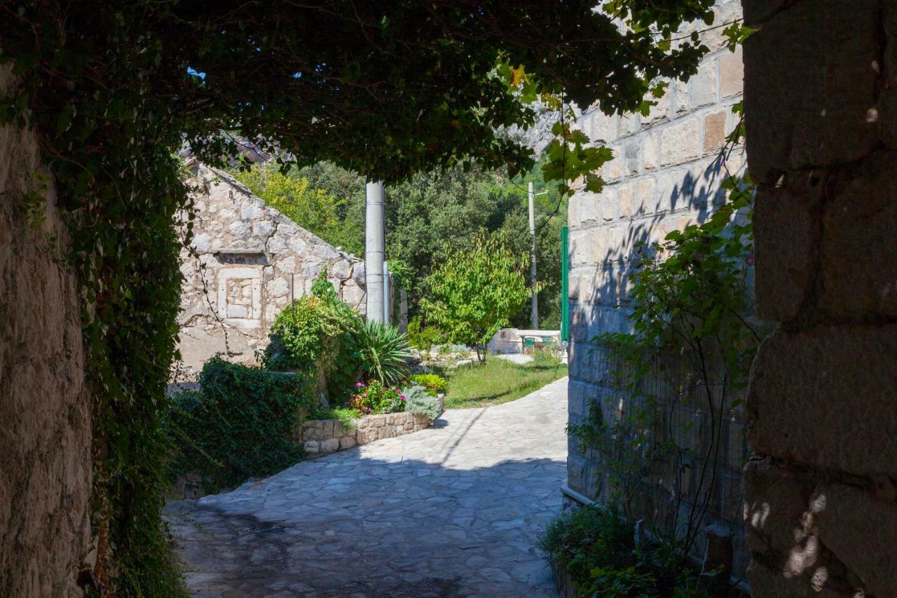 Holiday Home Lavanda Grubisic Tucepi Exterior photo